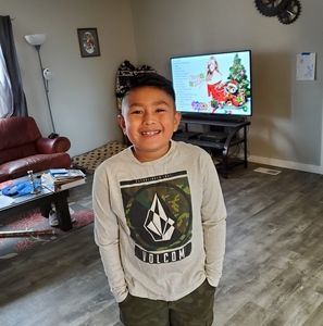 Meet your Posher, Holly